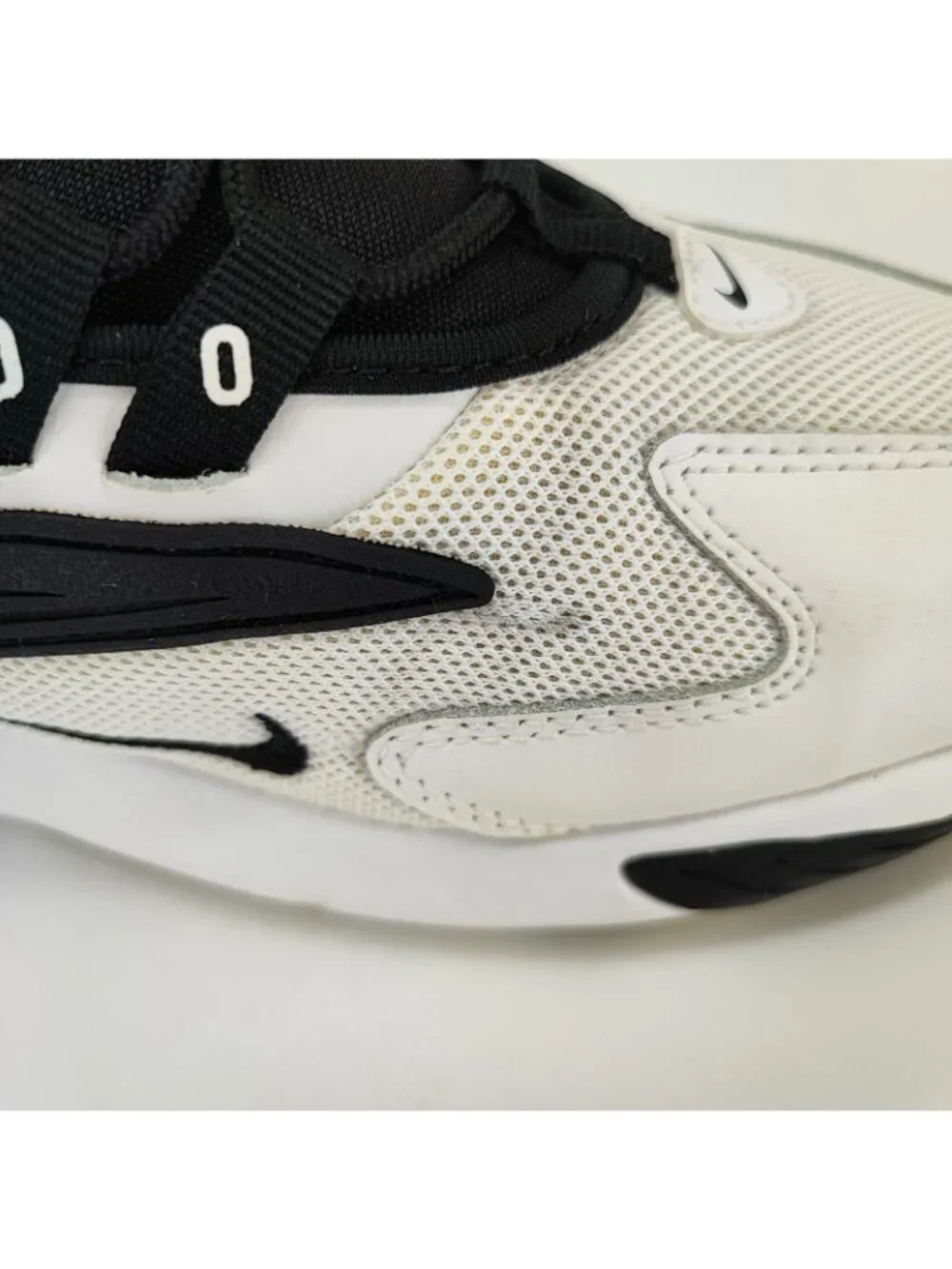 Nike Zoom 2K Women's Size 8.5 Sneakers Mesh White Black Zoom Air Shoes AO0354